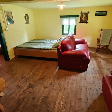 Alpehytte Cosy & Peaceful Off The Grid Mislinja